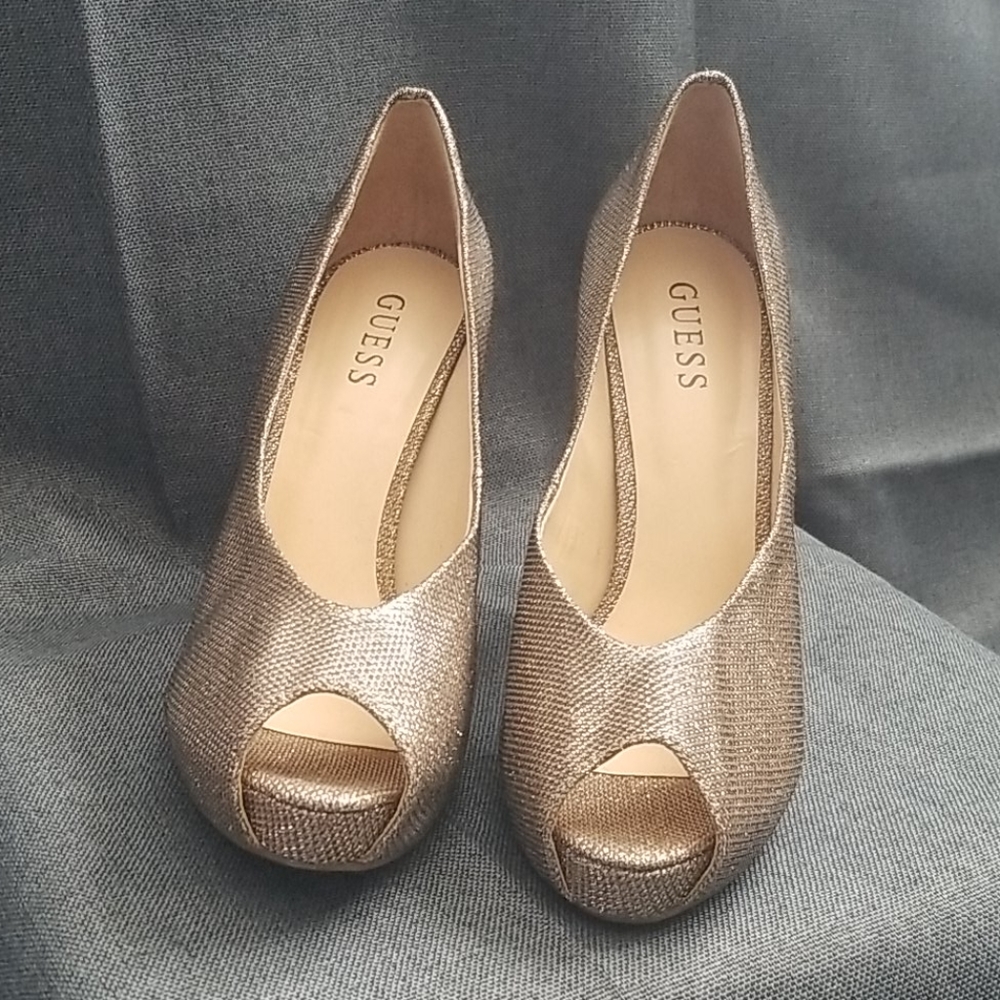 GUESS HEELS